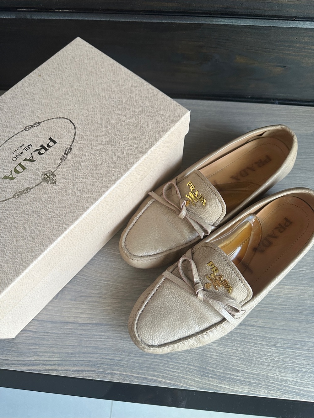Prada Cream Leather Bow Tie Driving Loafers
